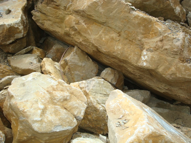 ROCCIA DI CREDARO VENDITA